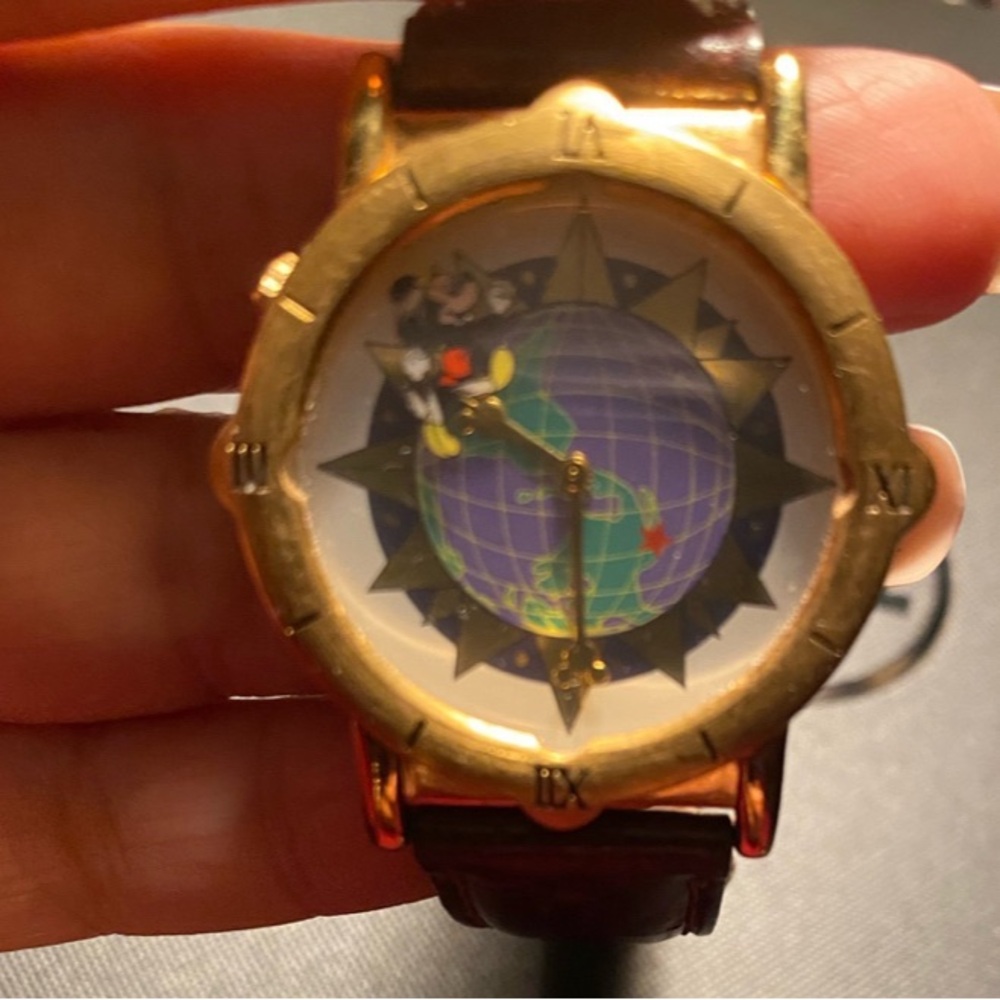 Vintage Disneyland Mail Order watch - Picture 2 of 8